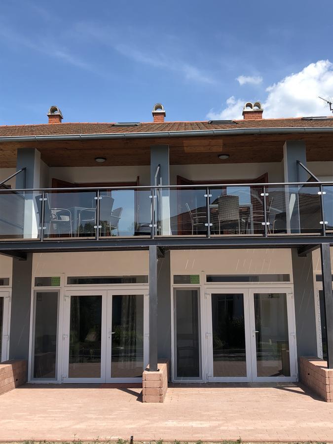 Zamárdi Parti Apartman Exterior foto